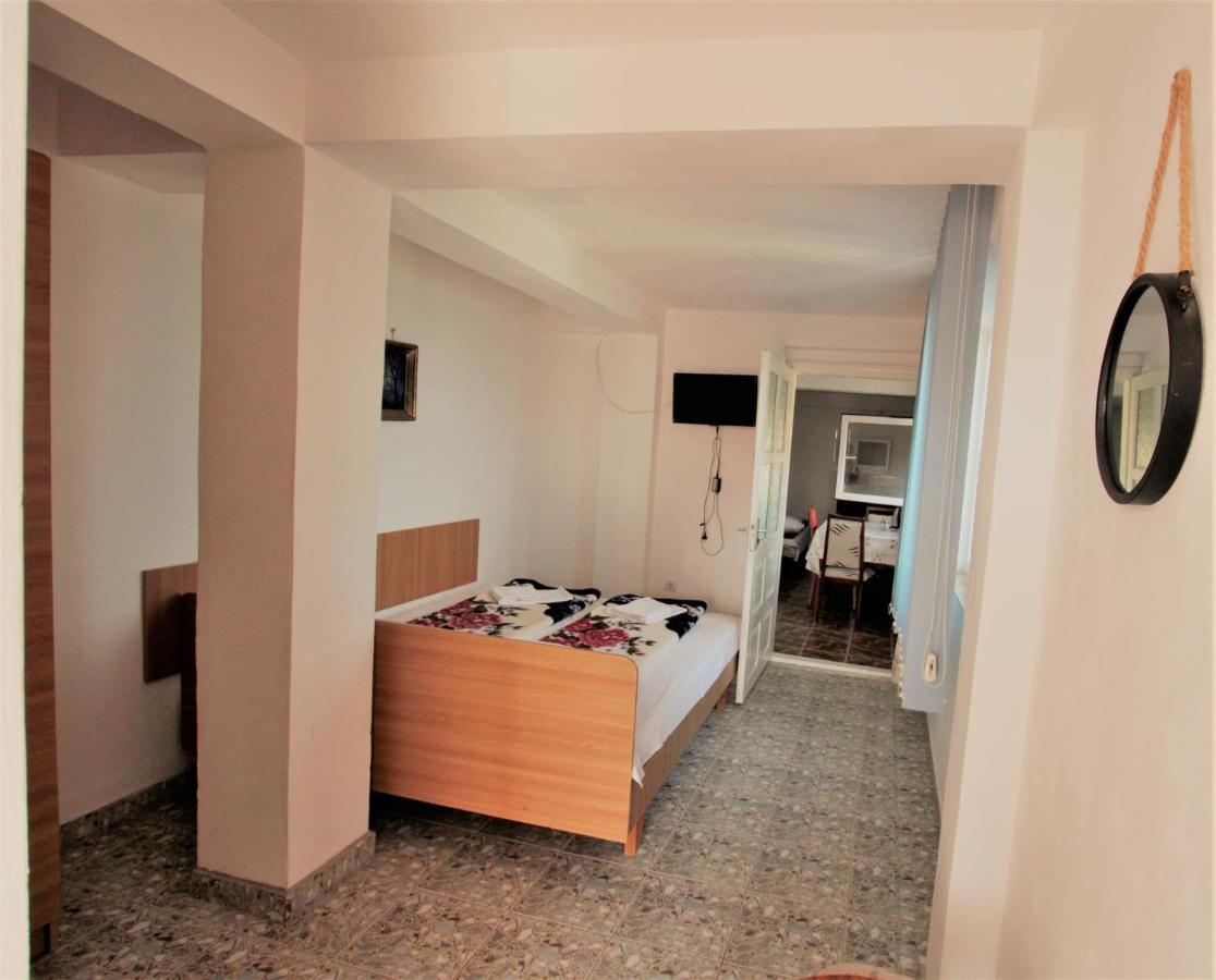 Vila Romeo Două Mai Exterior foto